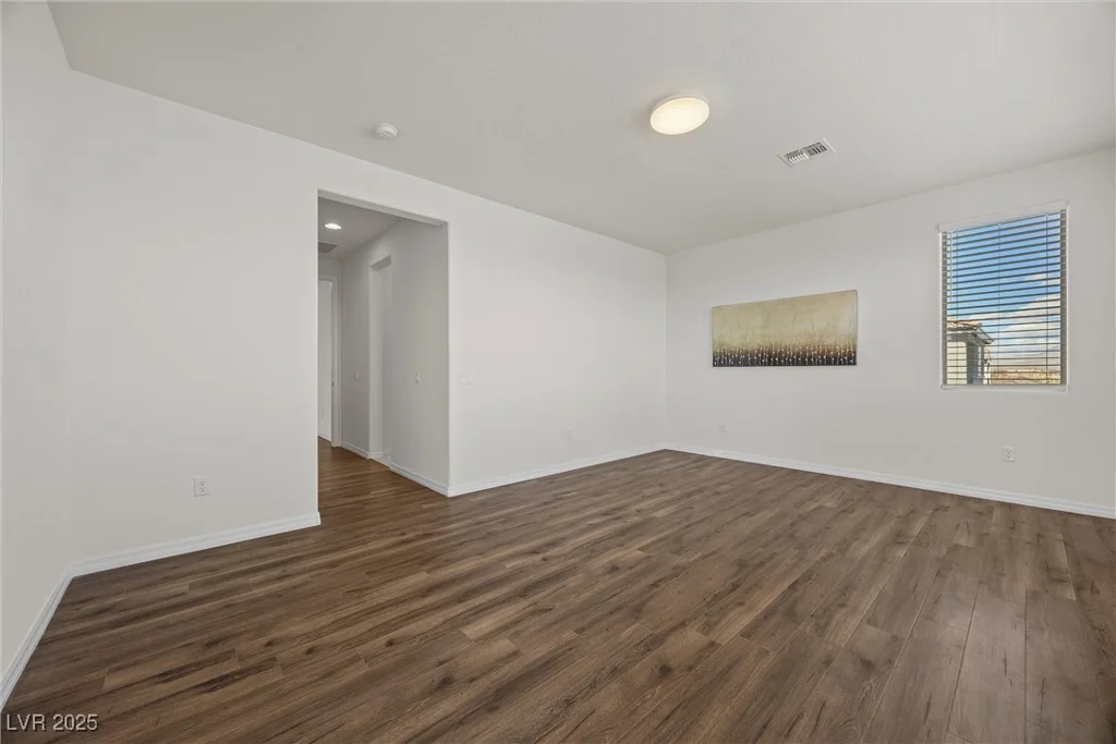8106 Skye Glen, Las Vegas, NV 89166
