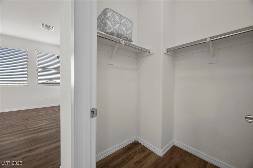8106 Skye Glen, Las Vegas, NV 89166