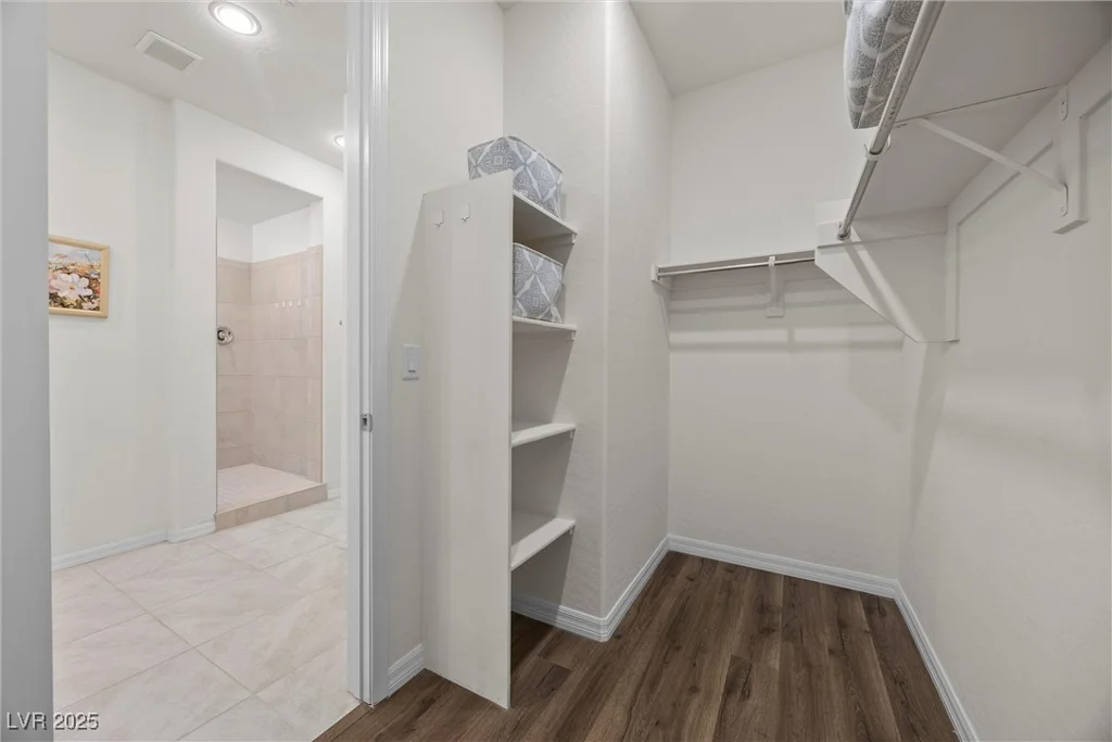 8106 Skye Glen, Las Vegas, NV 89166