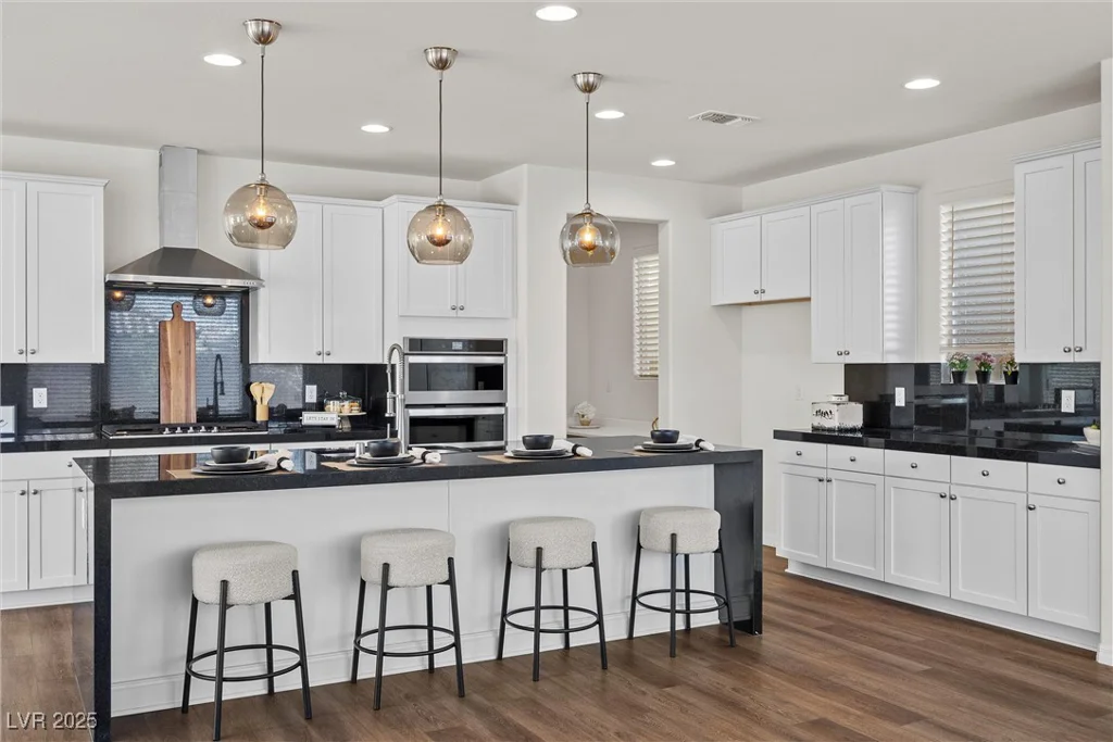 8106 Skye Glen, Las Vegas, NV 89166