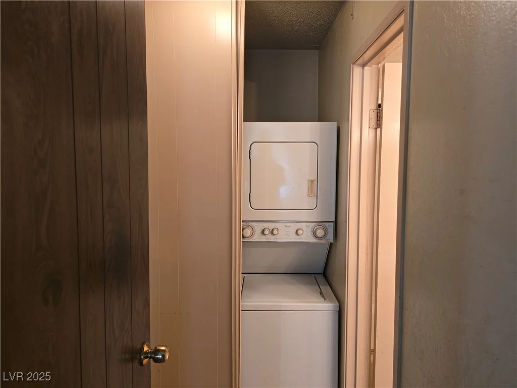 3967 Visby, Las Vegas, NV 89119