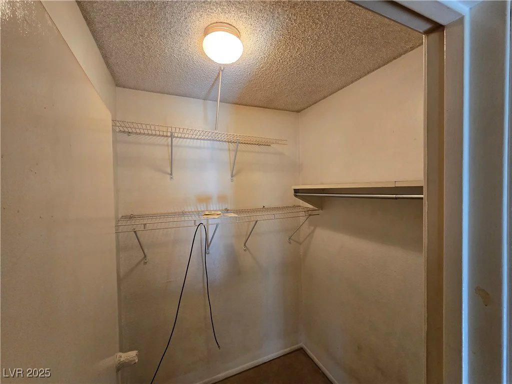 3967 Visby, Las Vegas, NV 89119