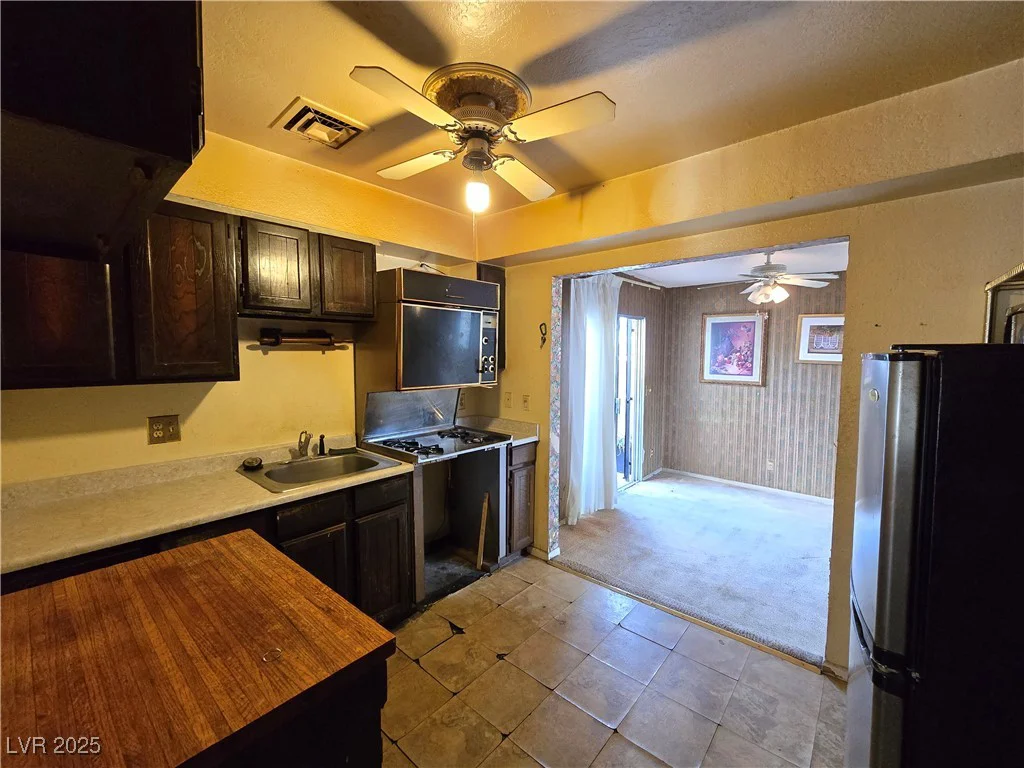 3967 Visby, Las Vegas, NV 89119