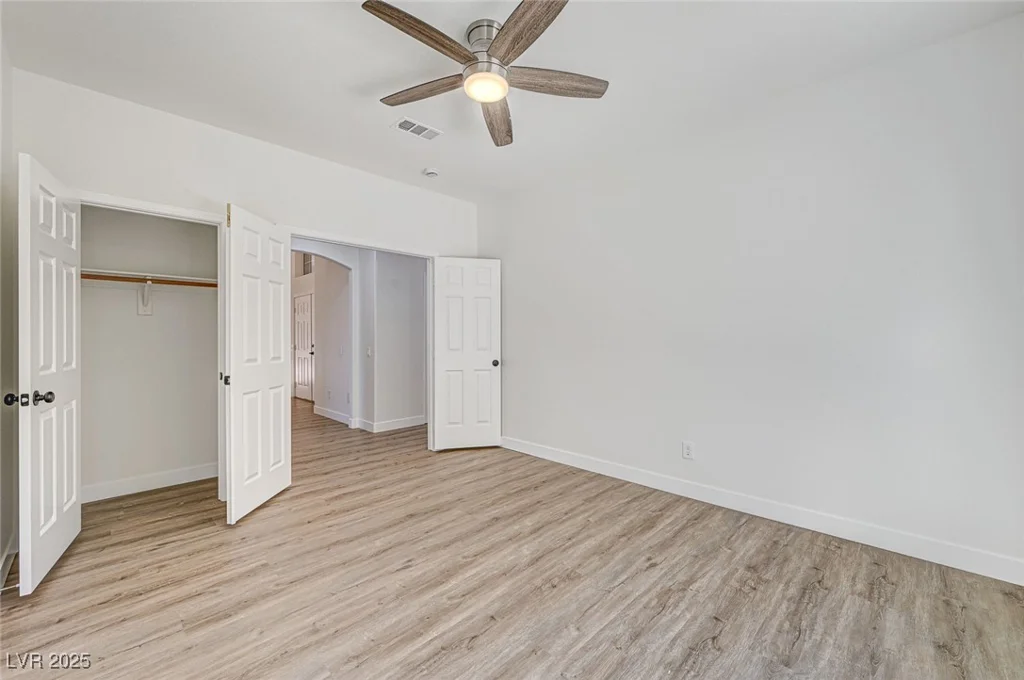 7900 Holly Knoll, Las Vegas, NV 89129