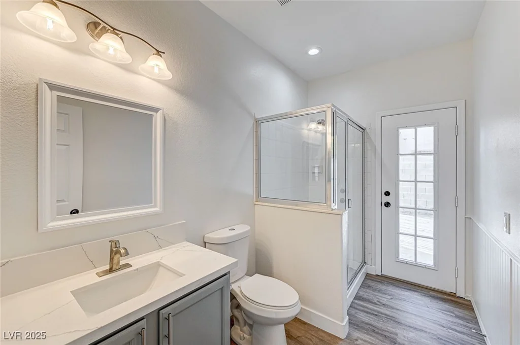 7900 Holly Knoll, Las Vegas, NV 89129