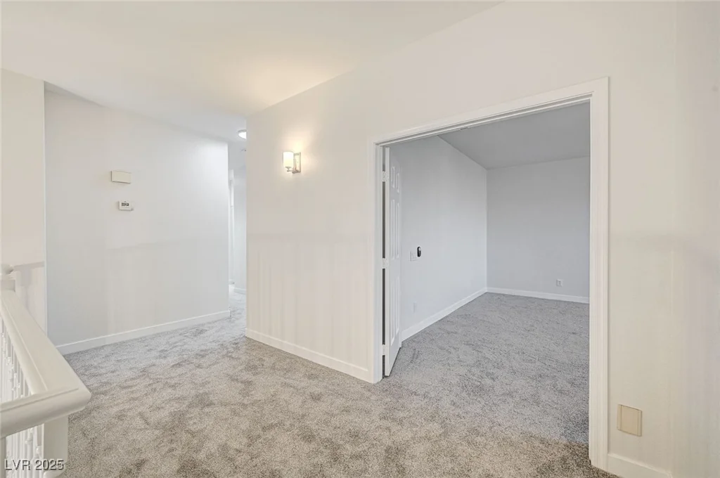 7900 Holly Knoll, Las Vegas, NV 89129