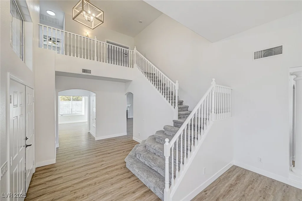 7900 Holly Knoll, Las Vegas, NV 89129