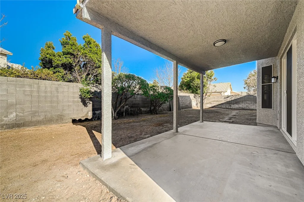 7900 Holly Knoll, Las Vegas, NV 89129