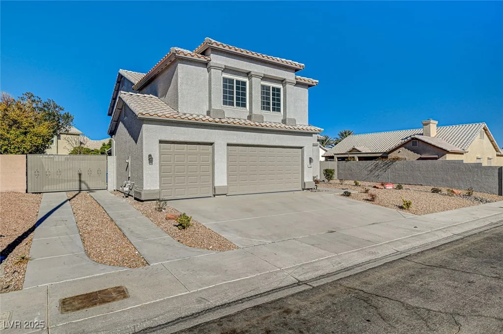 7900 Holly Knoll, Las Vegas, NV 89129