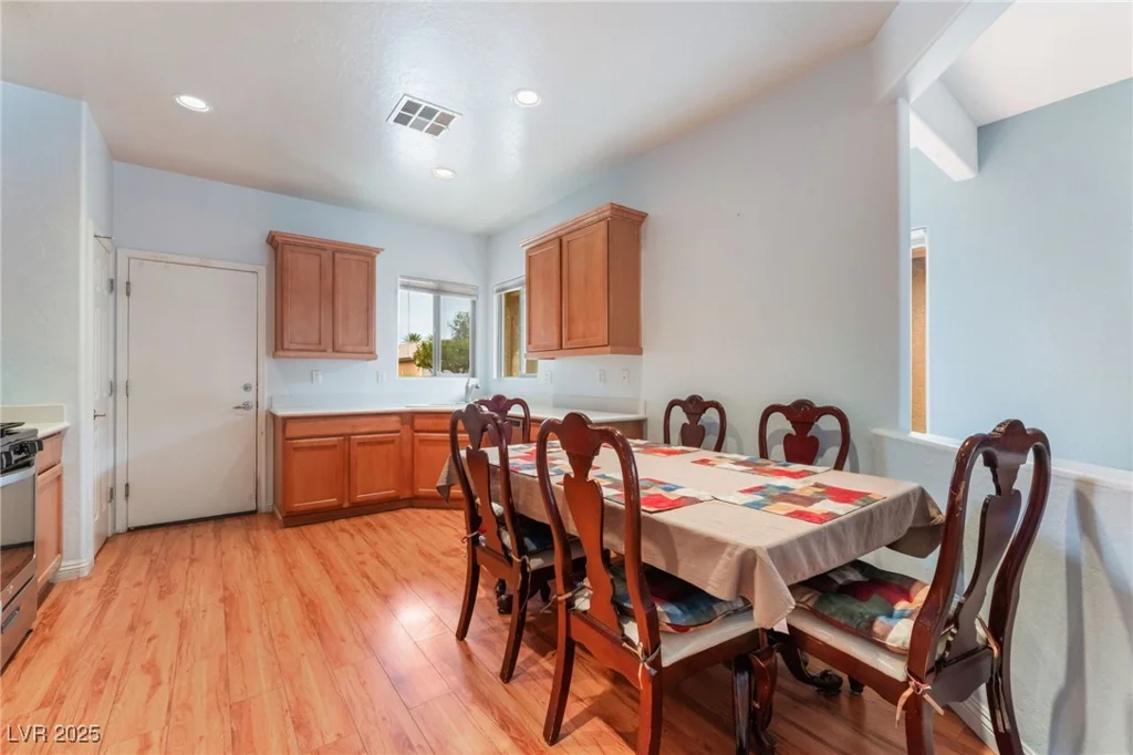 5991 Saddle Horse, Las Vegas, NV 89122