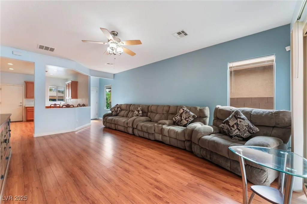 5991 Saddle Horse, Las Vegas, NV 89122