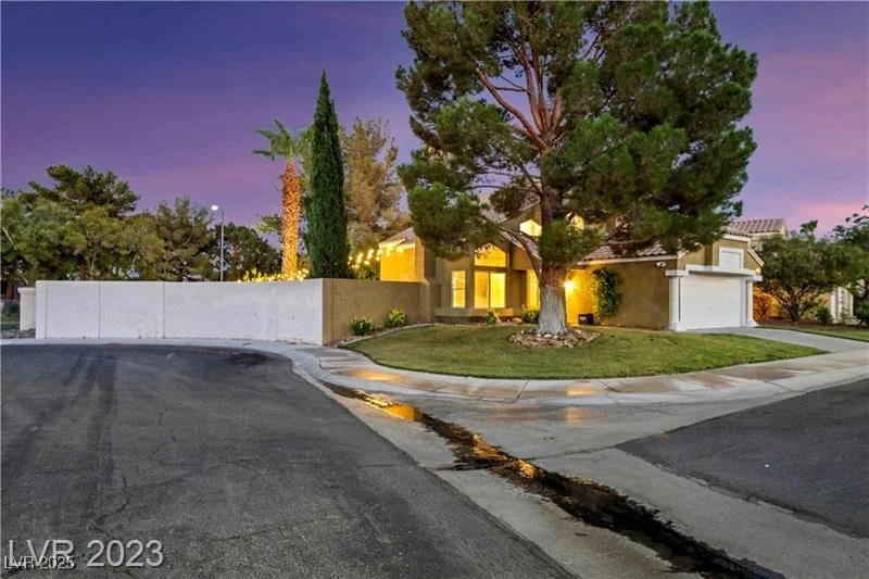 3024 Half Shell, Las Vegas, NV 89128