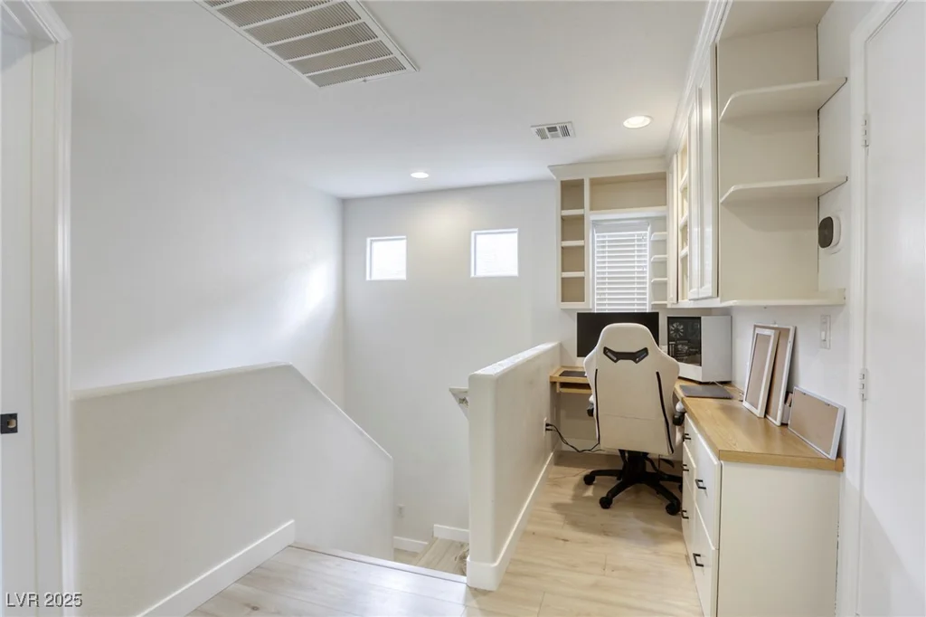 3650 McMurty, Las Vegas, NV 89129