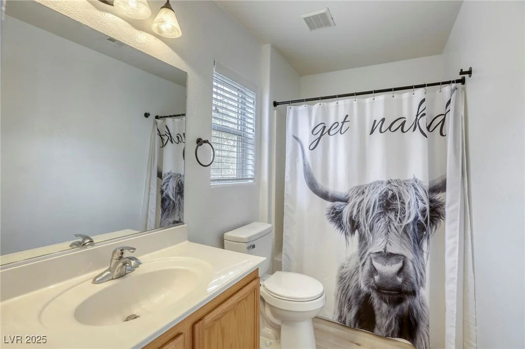 3650 McMurty, Las Vegas, NV 89129