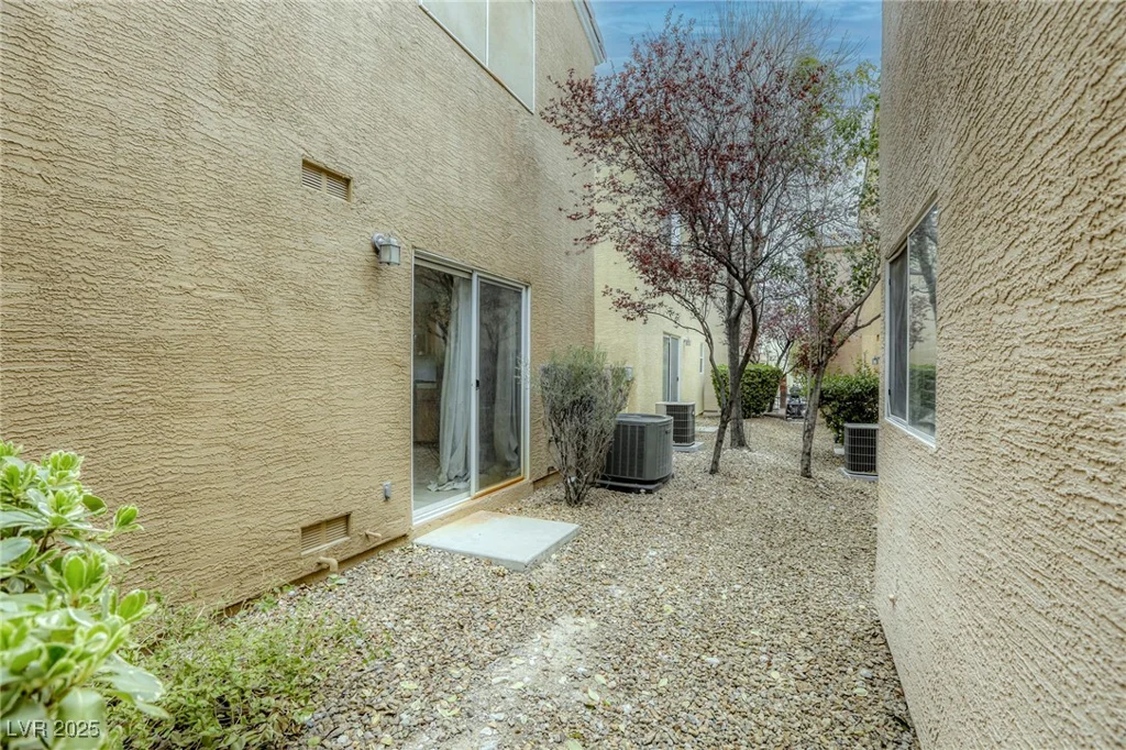 3650 McMurty, Las Vegas, NV 89129