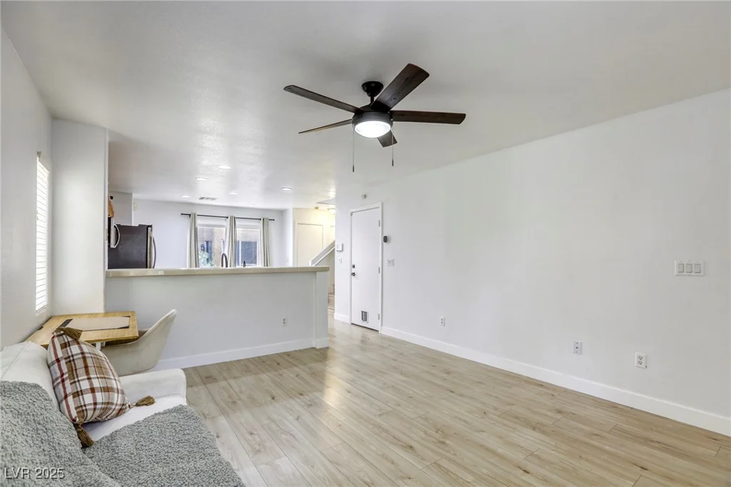 3650 McMurty, Las Vegas, NV 89129