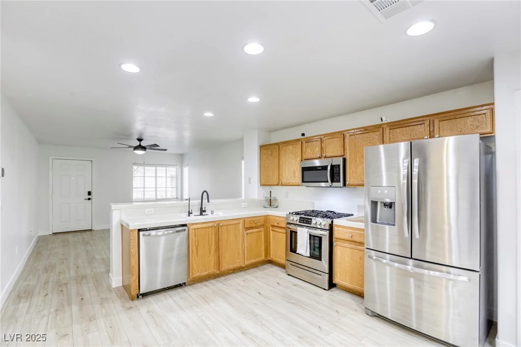 3650 McMurty, Las Vegas, NV 89129