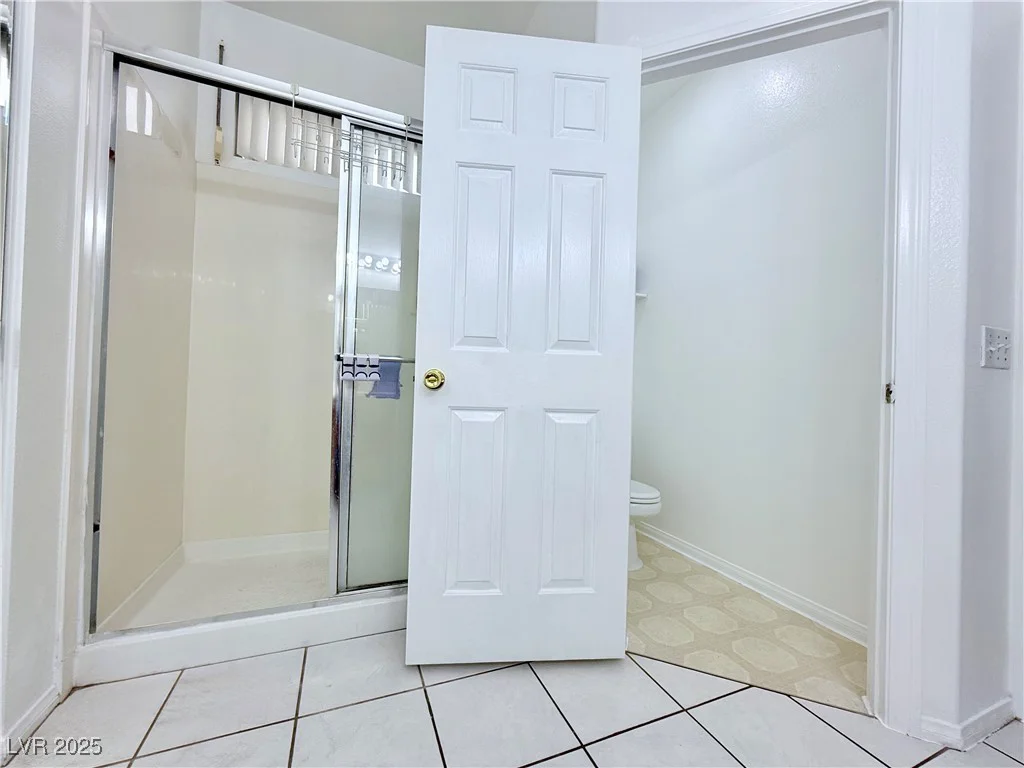 1080 Laguna Park, Las Vegas, NV 89110