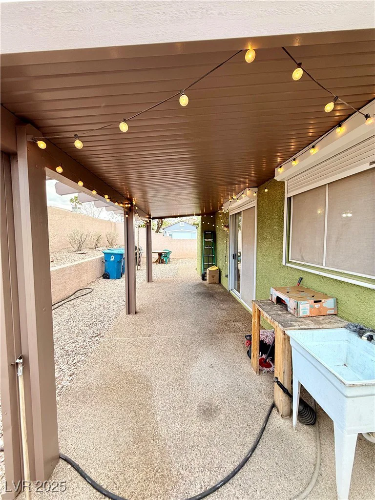 1080 Laguna Park, Las Vegas, NV 89110