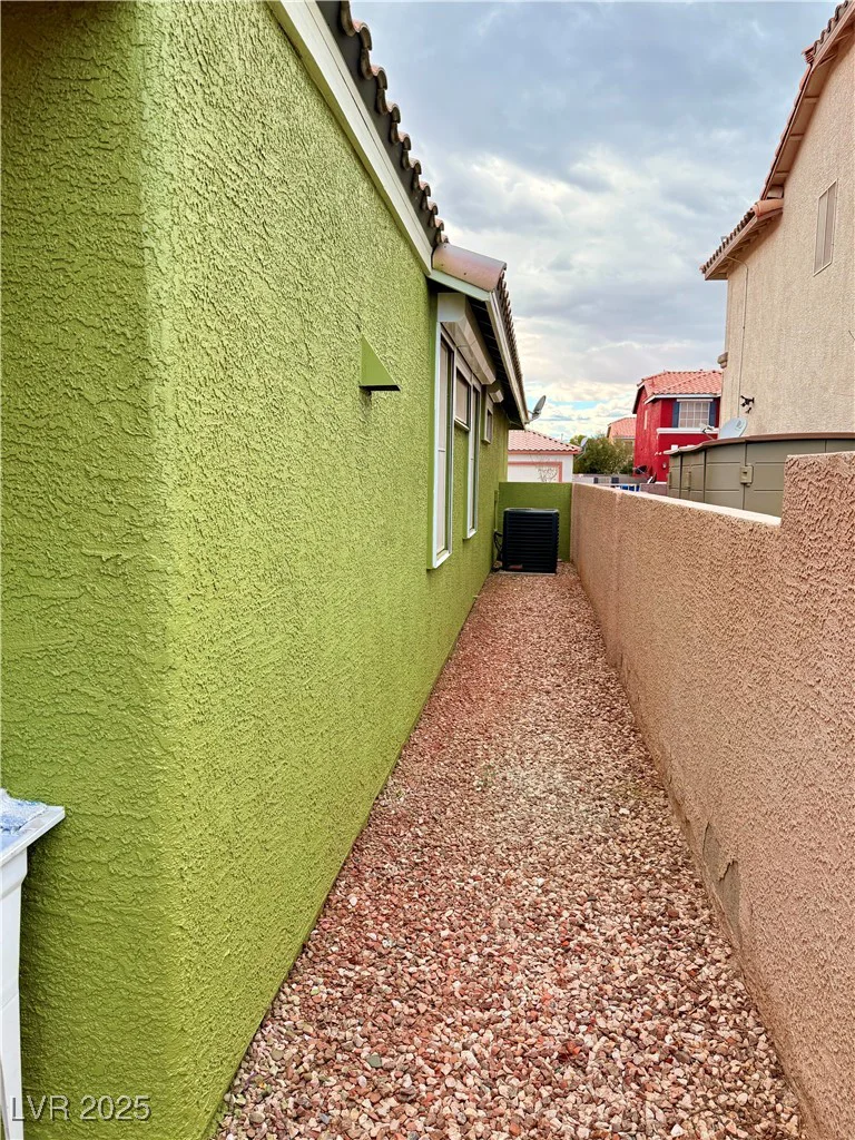 1080 Laguna Park, Las Vegas, NV 89110