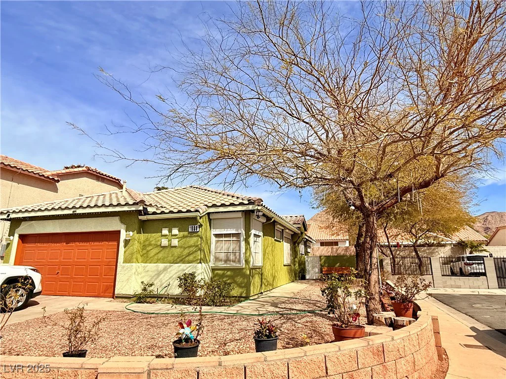 1080 Laguna Park, Las Vegas, NV 89110