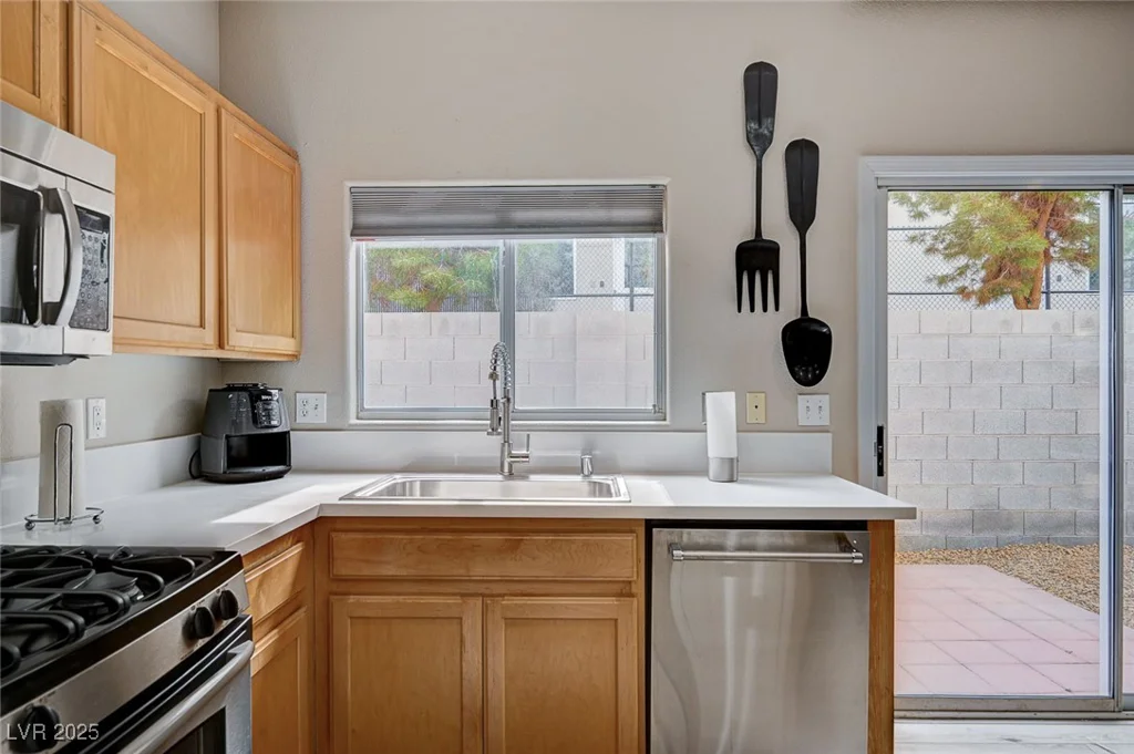 11092 Abbeyfield Rose, Henderson, NV 89052
