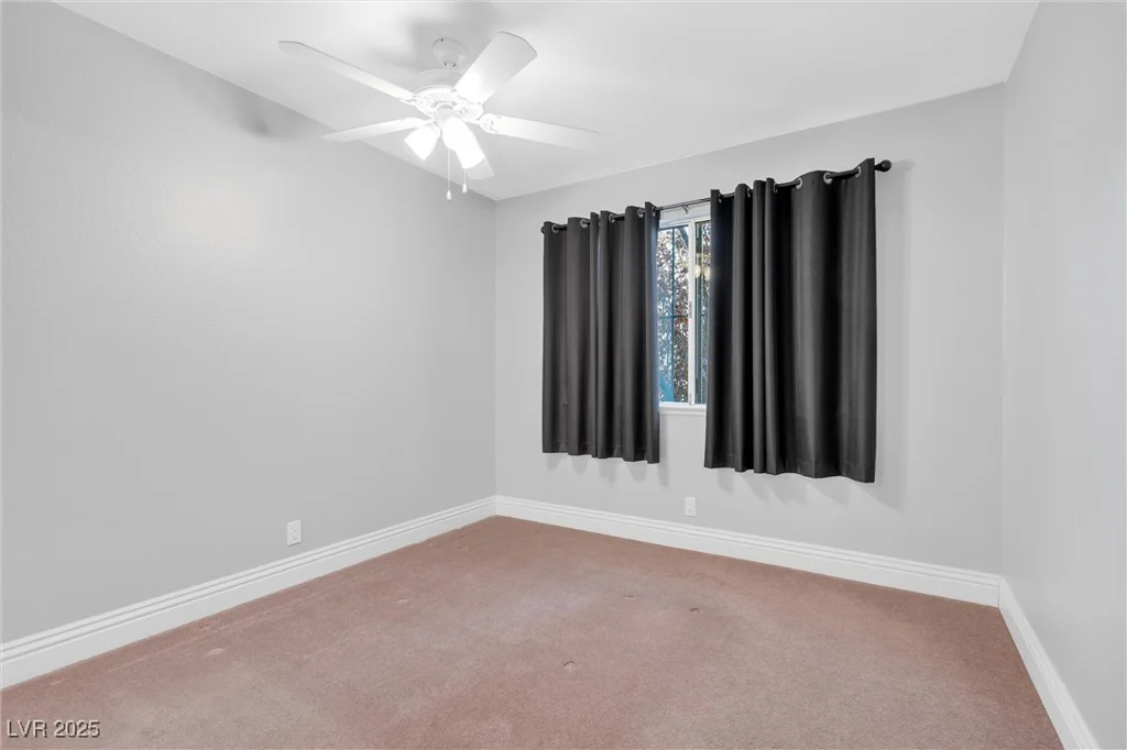 8620 Cremona, Las Vegas, NV 89117