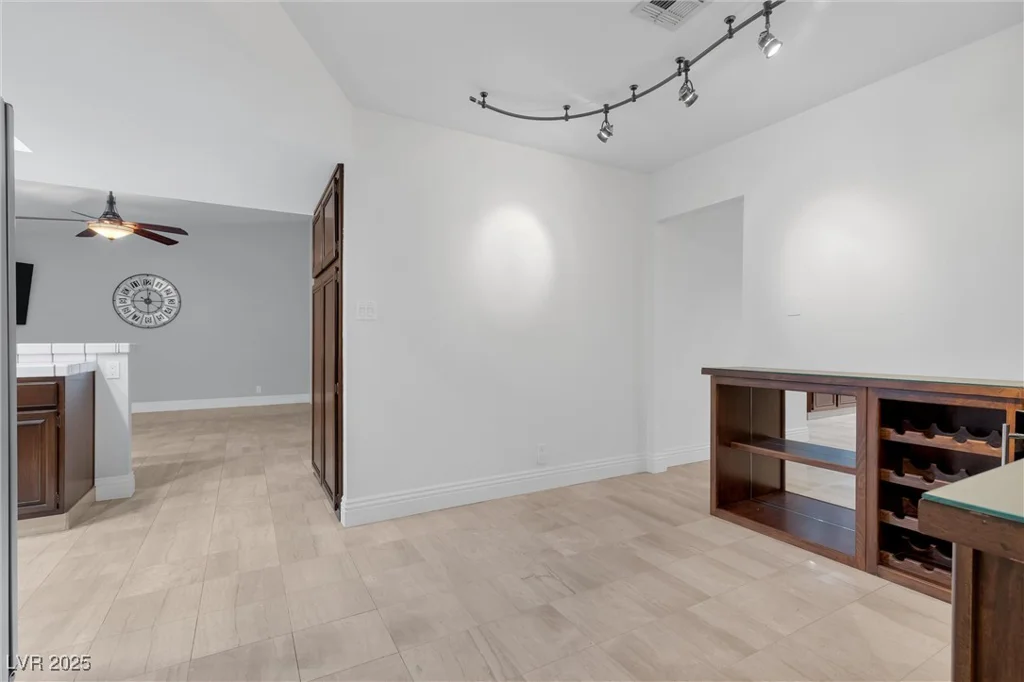 8620 Cremona, Las Vegas, NV 89117
