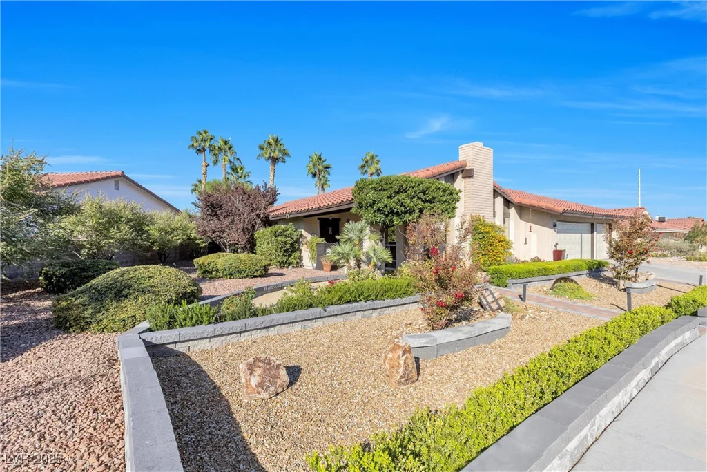 8620 Cremona, Las Vegas, NV 89117