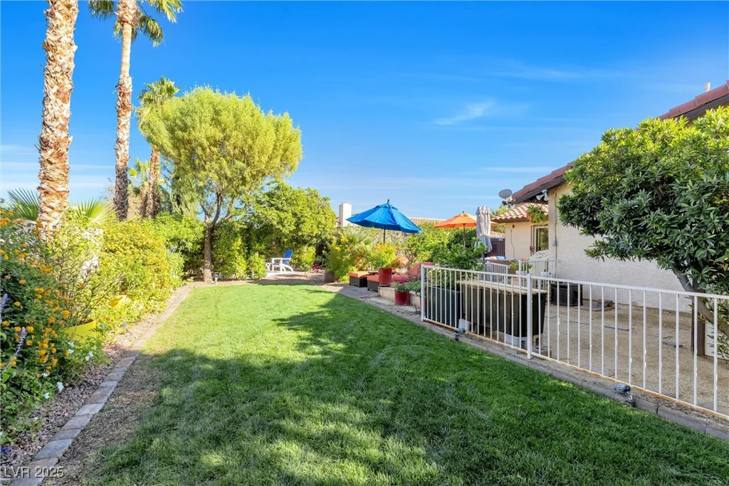 8620 Cremona, Las Vegas, NV 89117