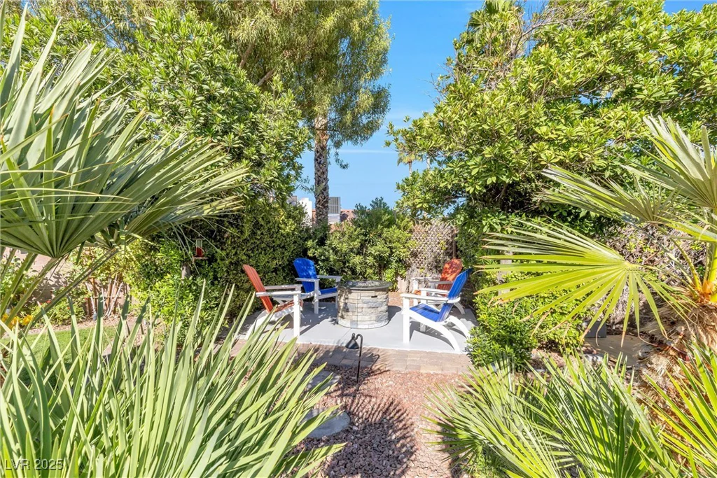 8620 Cremona, Las Vegas, NV 89117