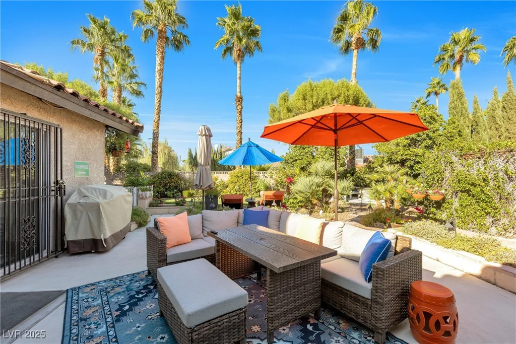 8620 Cremona, Las Vegas, NV 89117