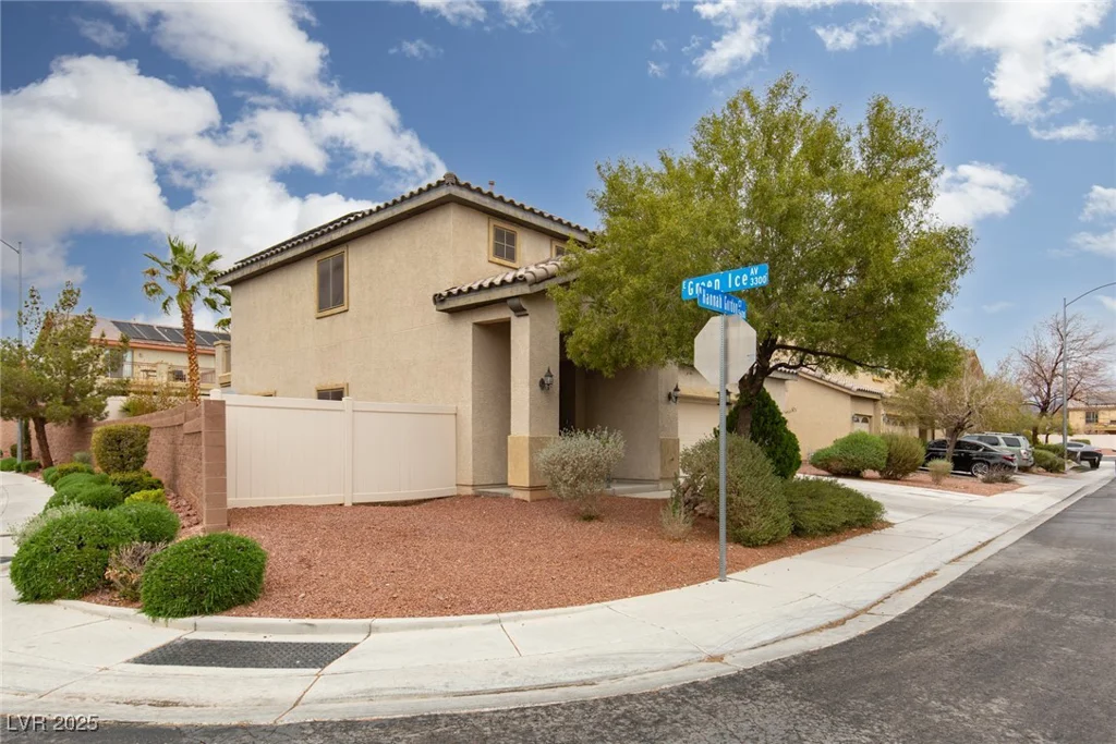 5609 Hannah Gordon, North Las Vegas, NV 89081