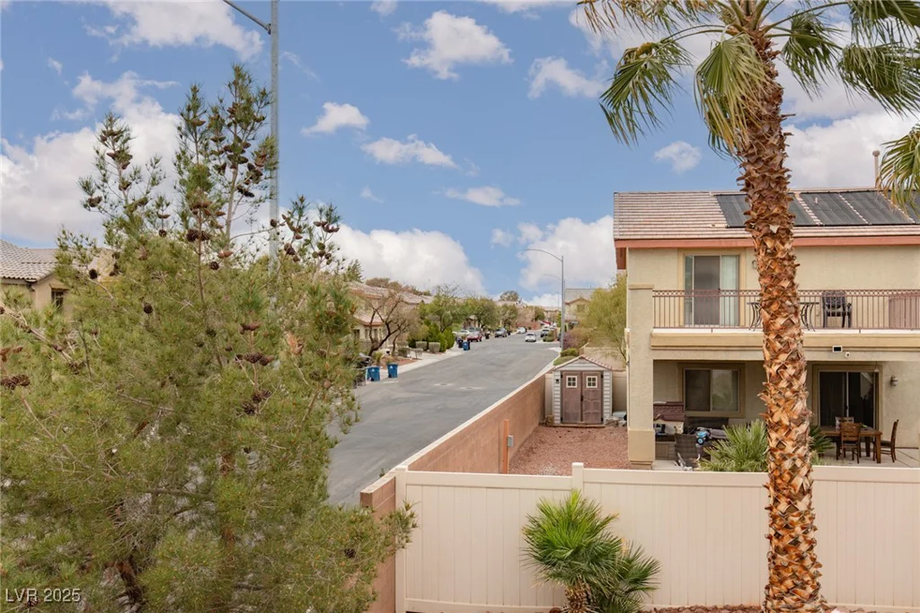 5609 Hannah Gordon, North Las Vegas, NV 89081