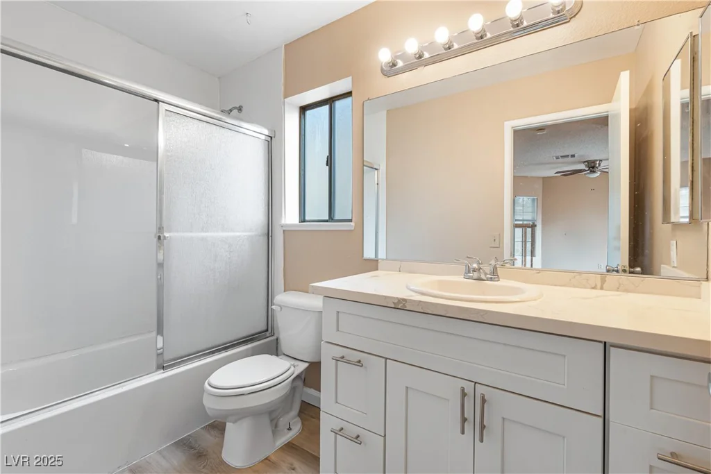 6652 Wheelbarrow Peak, Las Vegas, NV 89108