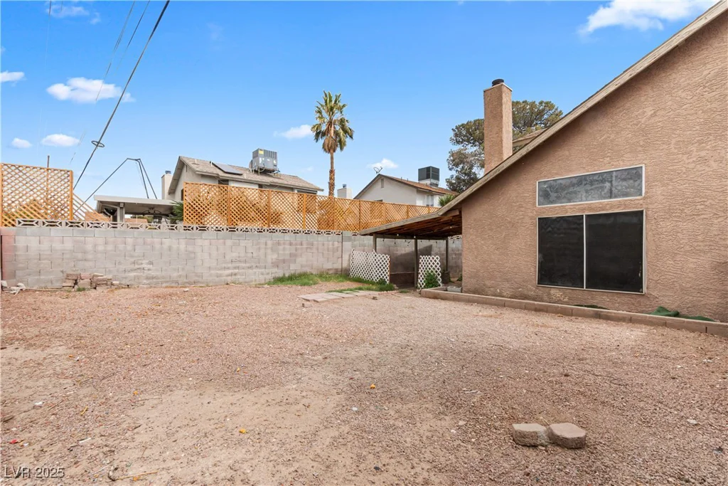 6652 Wheelbarrow Peak, Las Vegas, NV 89108