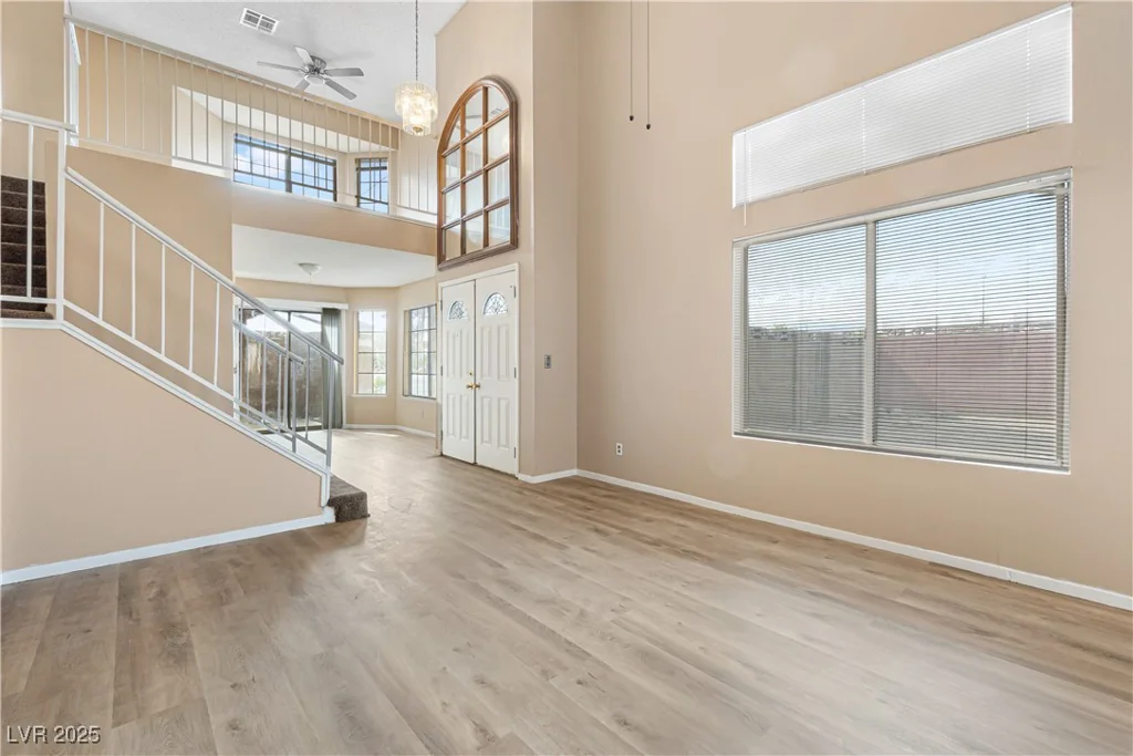 6652 Wheelbarrow Peak, Las Vegas, NV 89108