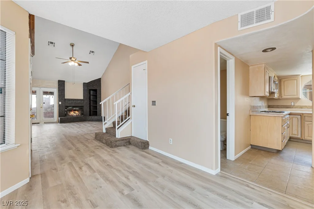 6652 Wheelbarrow Peak, Las Vegas, NV 89108