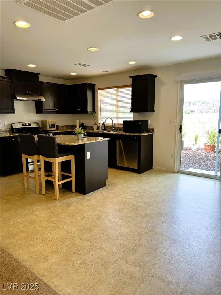 9746 Brooks Lake, Las Vegas, NV 89148