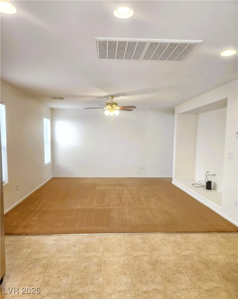 9746 Brooks Lake, Las Vegas, NV 89148