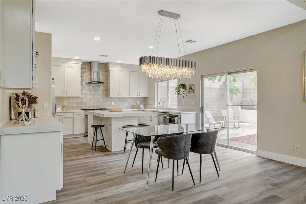 2033 Shining Feather, Las Vegas, NV 89134
