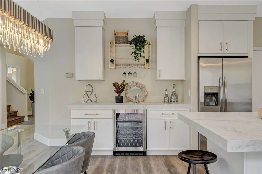 2033 Shining Feather, Las Vegas, NV 89134