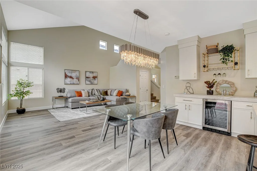 2033 Shining Feather, Las Vegas, NV 89134