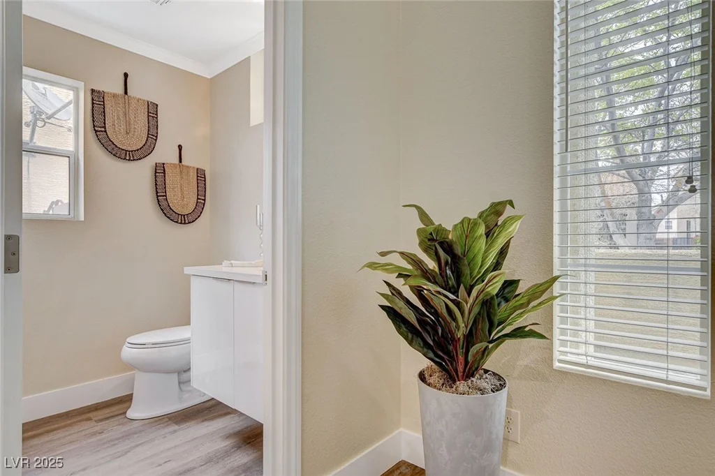 2033 Shining Feather, Las Vegas, NV 89134