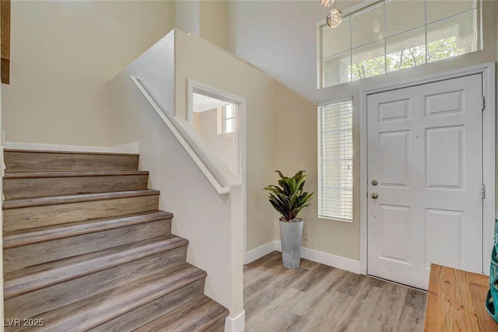 2033 Shining Feather, Las Vegas, NV 89134