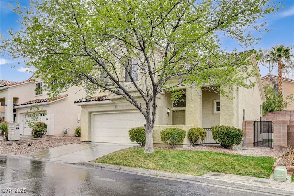 2033 Shining Feather, Las Vegas, NV 89134