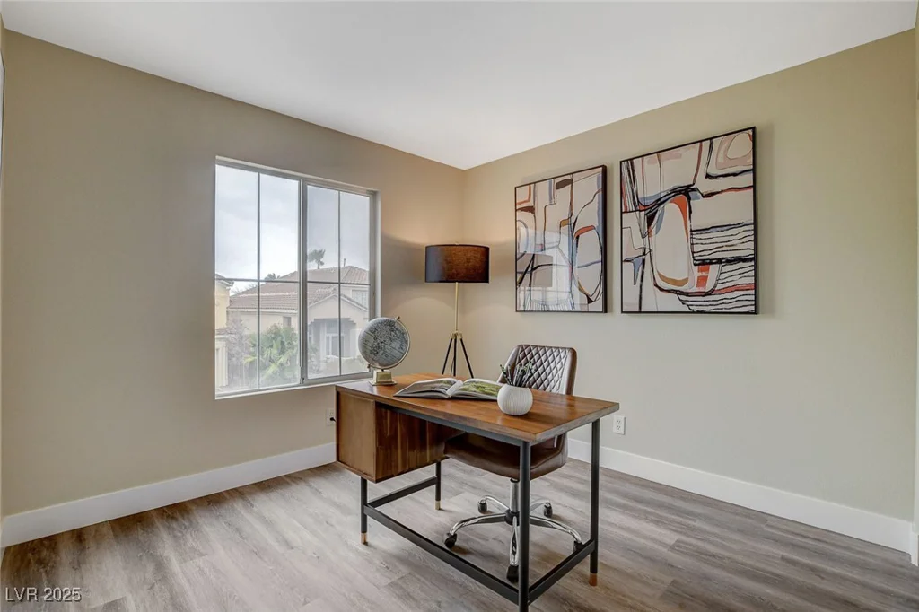 2033 Shining Feather, Las Vegas, NV 89134