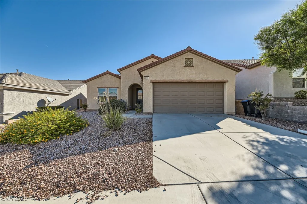 2088 Sawtooth Mountain, Henderson, NV 89044