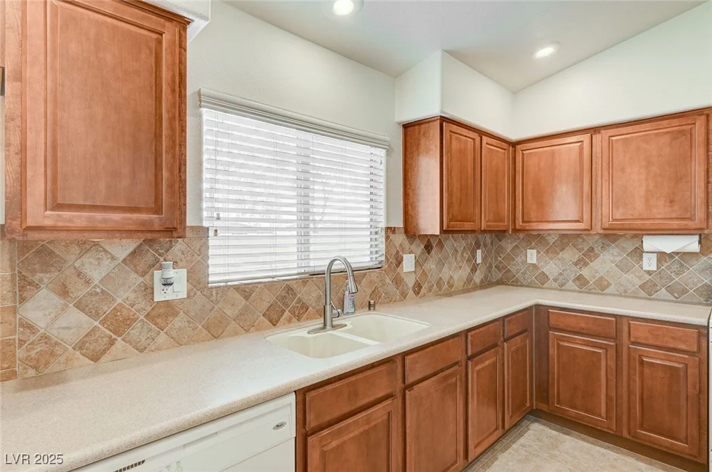 5292 Cholla Cactus, Las Vegas, NV 89141