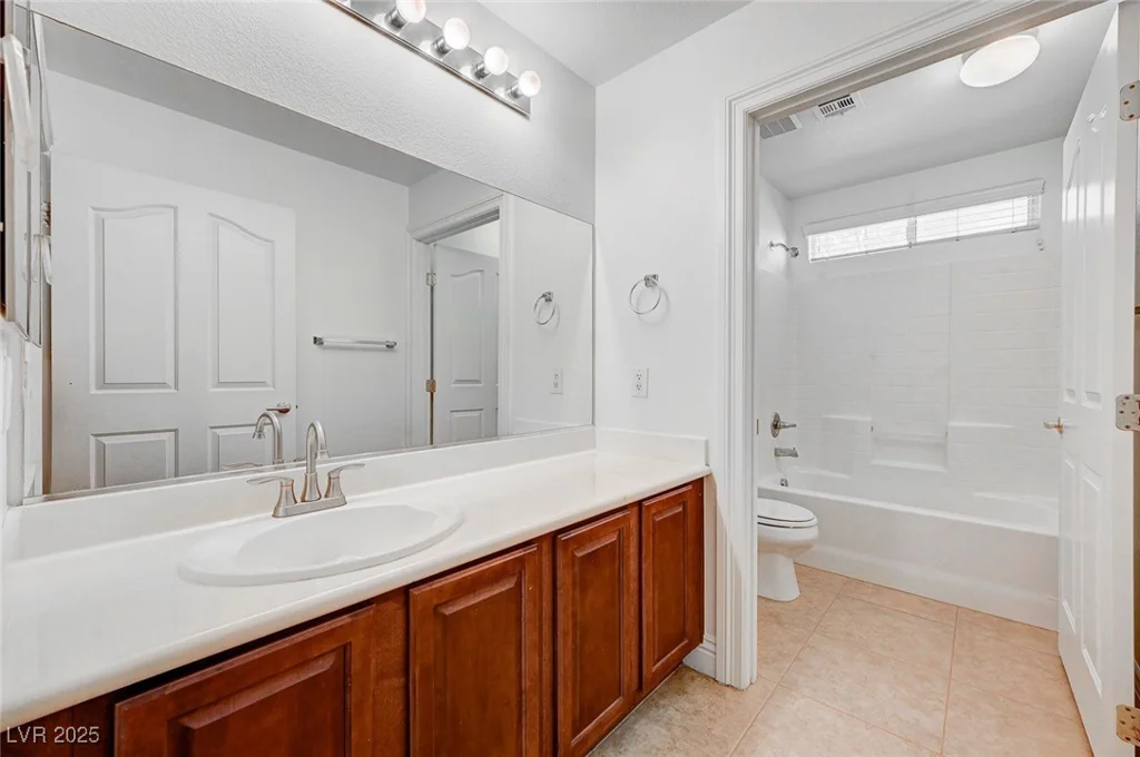 5292 Cholla Cactus, Las Vegas, NV 89141